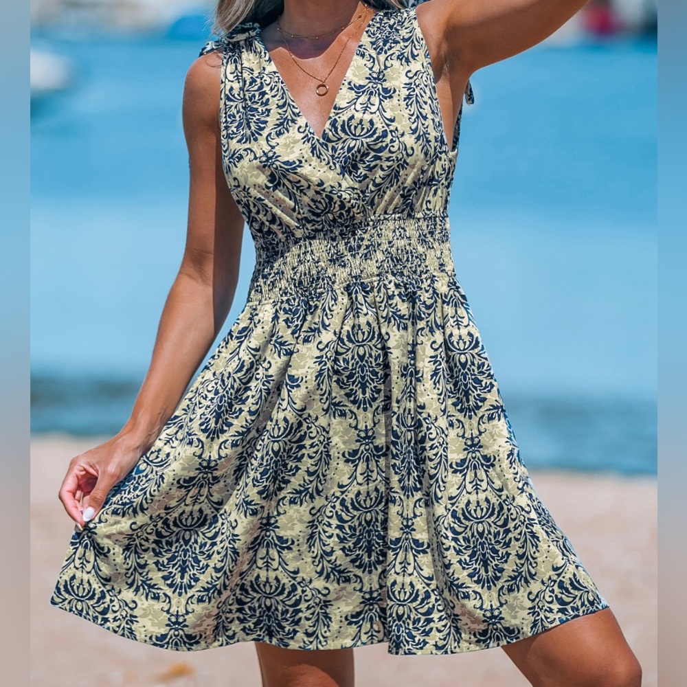 Cupshe Blue French Print V Front & Back Smocked Waist Mini Dress Size Small